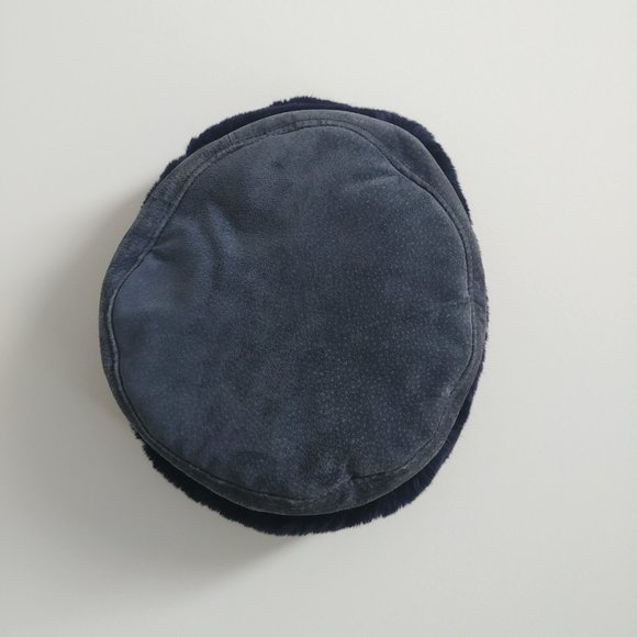 Blue suede and faux fur winter hat - Picture 3 of 12